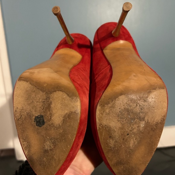 Red platform heels - Picture 3 of 3